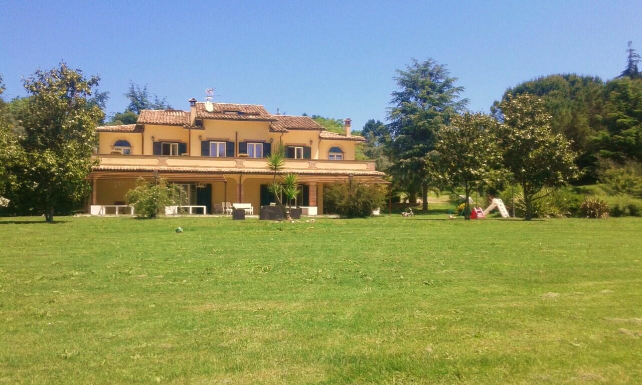 Villa Gusto E Benessere Sacrofano Exteriör bild